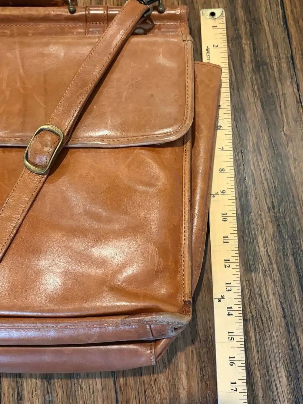 Vintage Wilsons Leather Mens Cognac Briefcase Messenger Bag Missing Clip